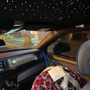 偷拍偷窥少女肏屄
