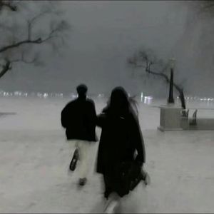 偷拍偷窥少女肏屄
