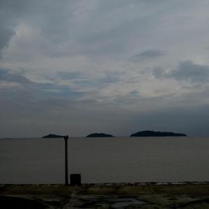 偷拍偷窥少女肏屄
